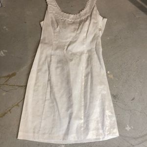 White sun back zipper comfortable dress